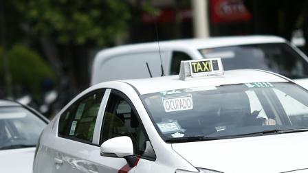 Taxi_EDEIMA20140915_0006_1.jpg