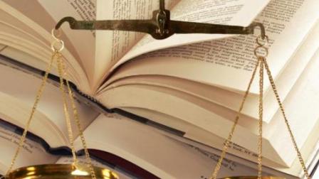 Derecho-legal-leyes-juridico_EDEIMA20130403_0006_1.jpg