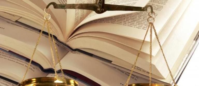 Derecho-legal-leyes-juridico_EDEIMA20130403_0006_1.jpg