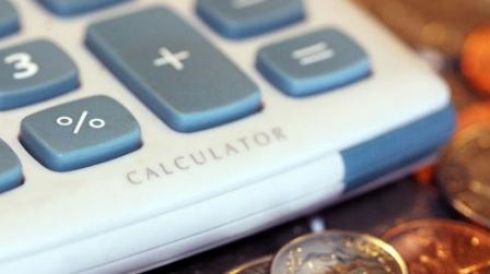 Asesoria-auditoria-contabilidad-calculadora-impuestos_EDEIMA20120507_0006_1.jpg