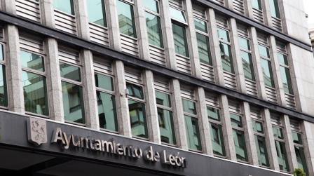 Ayuntamiento-Leon_EDEIMA20130807_0016_1.jpg