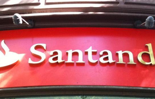 Banco-Santander_EDEIMA20110526_0011_1.jpg