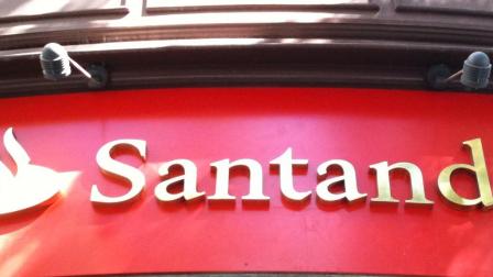 Banco-Santander_EDEIMA20110526_0011_1.jpg