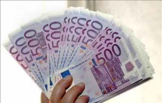 Billetes-dinero-fraude-fiscal_EDEIMA20110131_0001_1.jpg