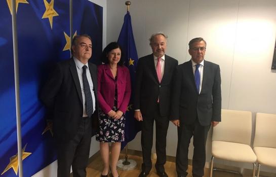 CGPE-Jourova-Carlos-Estevez-Sanchez_EDEIMA20170630_0004_1.jpg