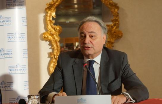 Carlos-Estevez-Consejo-General-Procuradores_EDEIMA20130516_0001_1.jpg