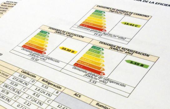 Certificado-energetico-certificacion-energetica_EDEIMA20131127_0007_1.jpg