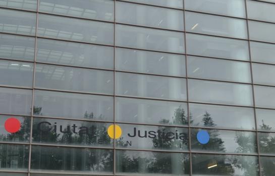 Ciudad-Justicia-Valencia_EDEIMA20150819_0026_1.jpg