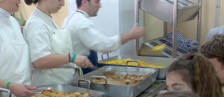 Comedor-escolar_EDEIMA20110617_0003_1.jpg