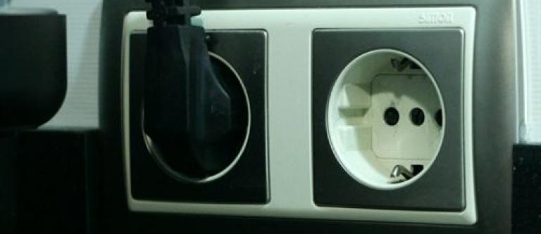 Electricidadluz_EDEIMA20120315_0004_1.jpg