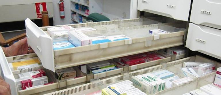 Farmacia_EDEIMA20140602_0012_1.jpg