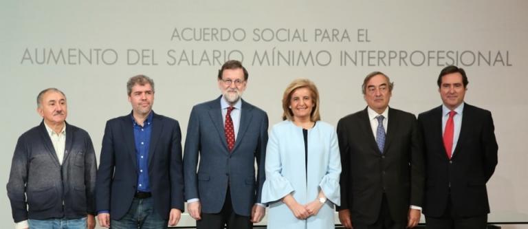 Firma-acuerdo-Salario-Minimo-Interprofesional_EDEIMA20171226_0007_1.jpg