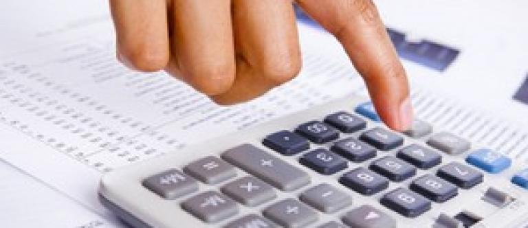Fiscal-contable-contabilidad-impuestos-mercantil_EDEIMA20120426_0001_1.jpg