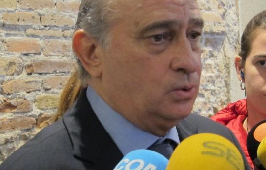 Jorge-Fernandez-Diaz-ministro-Interior_EDEIMA20120103_0007_1.jpg