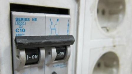 Luzelectricidad_EDEIMA20121114_0010_1.jpg
