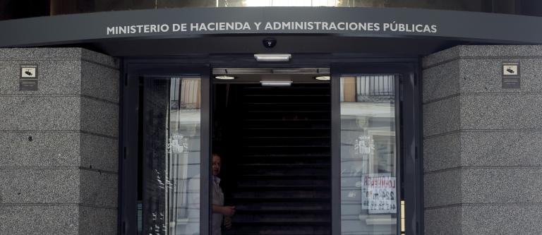 Ministerio-Hacienda-Administraciones-Publicas_EDEIMA20150629_0004_1.jpg