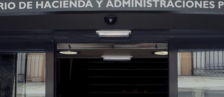 Ministerio-Hacienda-Administraciones-Publicas_EDEIMA20150629_0004_1.jpg