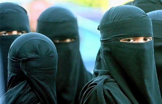 Mujeres-vestidas-burka_EDEIMA20110119_0017_1.jpg