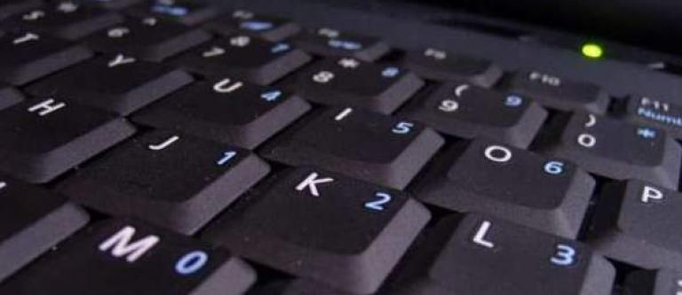 Ordenador-teclado-tecnologia_EDEIMA20120112_0005_1.jpg