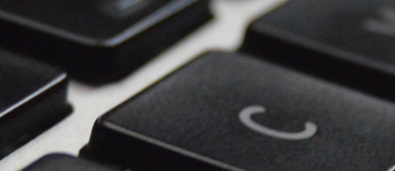 Ordenadorteclado_EDEIMA20160512_0010_1.jpg