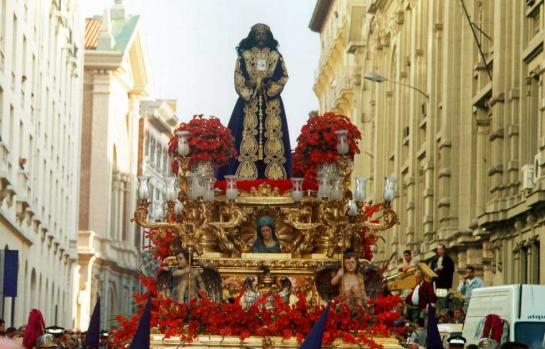 Procesionreligion_EDEIMA20110524_0006_1.jpg