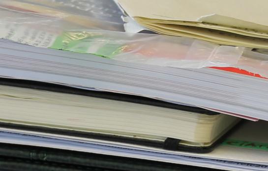 administrativo-papeleo-papeles-documentos_EDEIMA20130522_0011_1.jpg