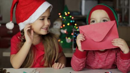 ninos-regalos-papa_noel_EDEIMA20180109_0019_1.jpg