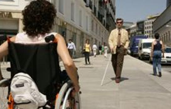 personas-discapacidad-mercado-billones-tecnologico_EDEIMA20140327_0008_1.jpg