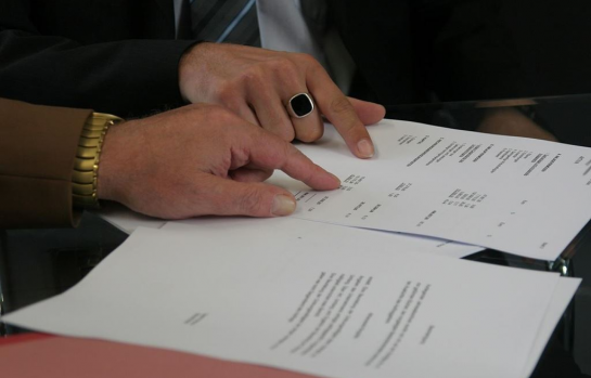 puesto-trabajo-contrato_EDEIMA20151030_0006_1.png