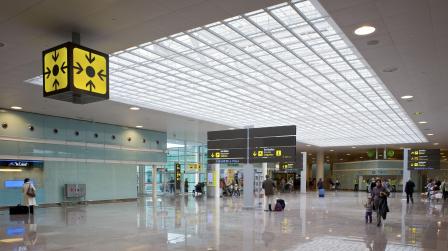 Aeropuerto-Pratavionterminal_EDEIMA20110526_0010_1.jpg