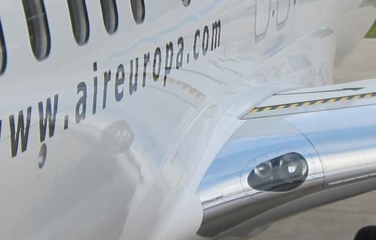 Avion-Air-Europa_EDEIMA20120614_0005_1.jpg