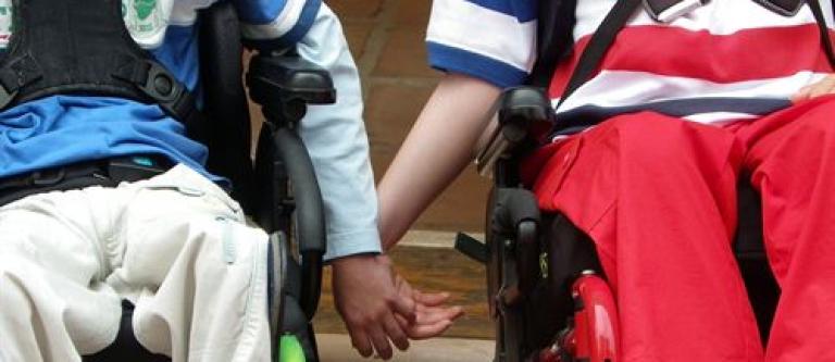 Discapacitadodependientedependencia_EDEIMA20120117_0004_1.jpg