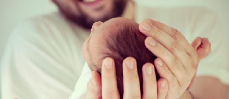 Nacimientopermiso-paternidadpadrehijo_EDEIMA20180319_0025_1.jpg
