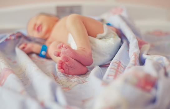 Recien-nacidobebepaternidadmaternidad_EDEIMA20170102_0005_1.jpg