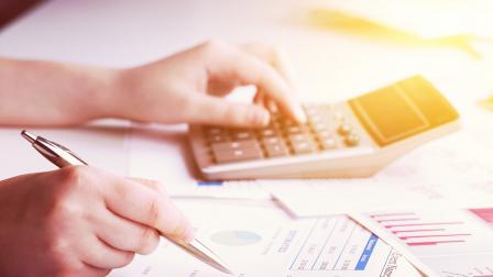 fiscal,economía,impuestos