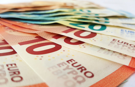 Salario-economía