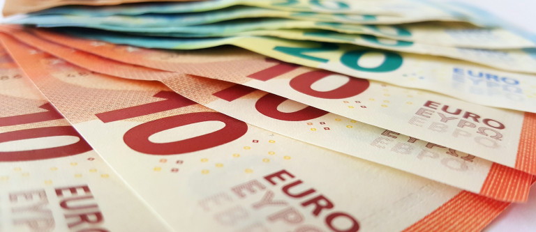 Salario-economía