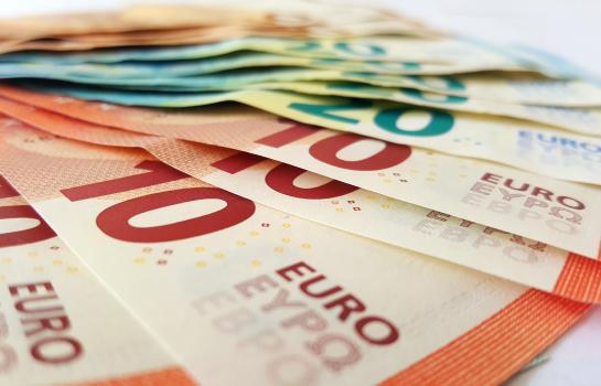 Salario-economía