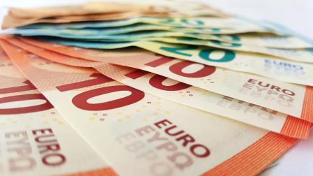Salario-economía