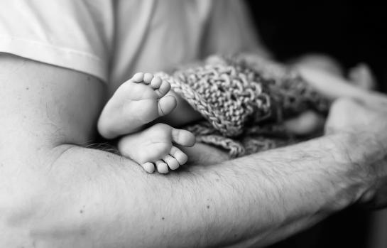 padre-hijo-menor-paternidad