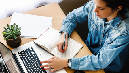 Joven-emprendedor-Internet