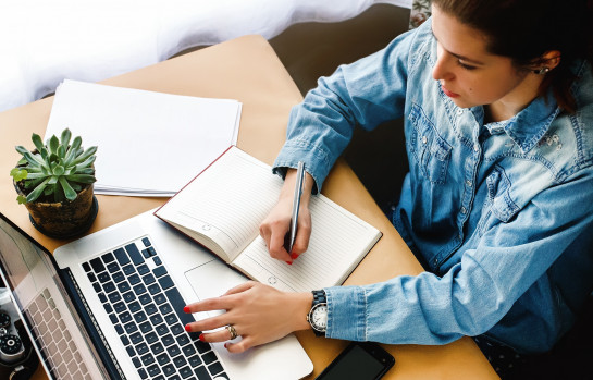 Joven-emprendedor-Internet