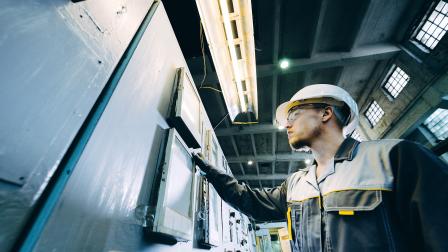 Trabajador-becario-laboral