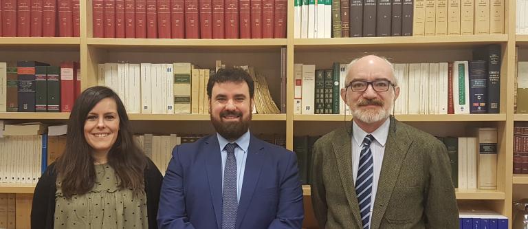 Edith Crespo (socia), Iban Ugarte (socio) y Javier Segura (presidente Lawyou)
