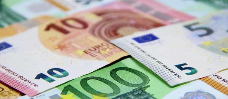 Dinero-euros-economía