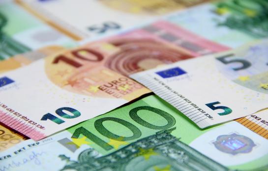 Dinero-euros-economía