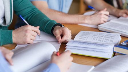 Estudiante-universidad-educación