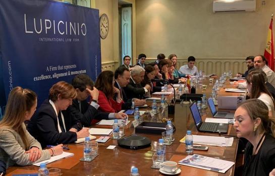 Desayuno Lupicinio International