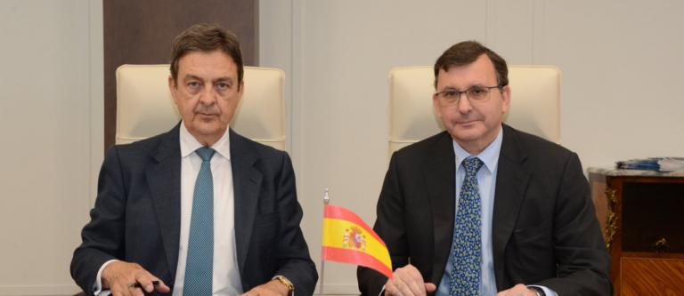 Convenio entre la Diputación de la Grandeza y el Notariado