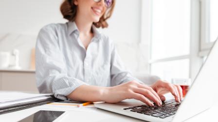 Ordenador-autónomo-emprendedor